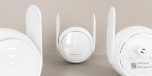 Built-in signal amplifiers